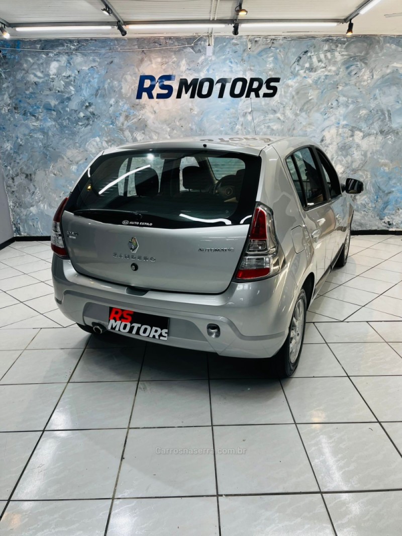 SANDERO 1.6 PRIVILÉGE 8V FLEX 4P AUTOMÁTICO - 2014 - CAXIAS DO SUL