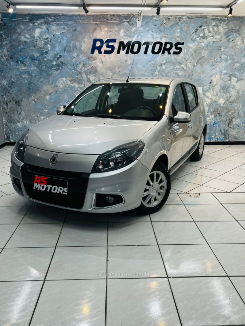 sandero 1.6 privilege 8v flex 4p automatico 2014 caxias do sul