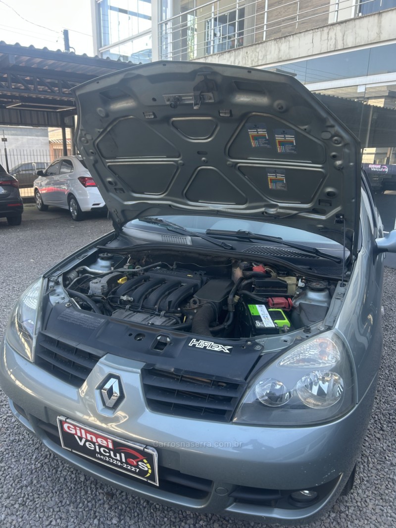 CLIO 1.6 AUTHENTIQUE SEDAN 16V FLEX 4P MANUAL - 2008 - CARAZINHO