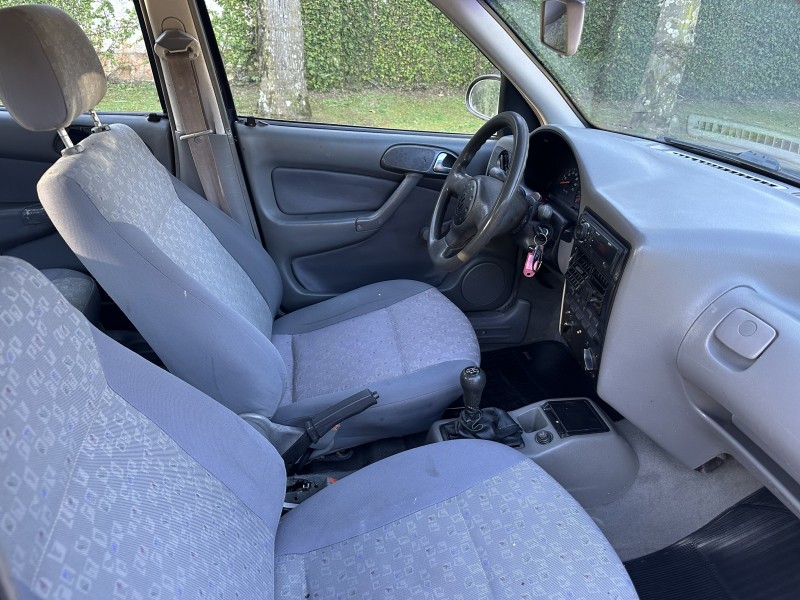 PARATI 1.6 MI CL 8V GASOLINA 4P MANUAL - 1999 - CAXIAS DO SUL