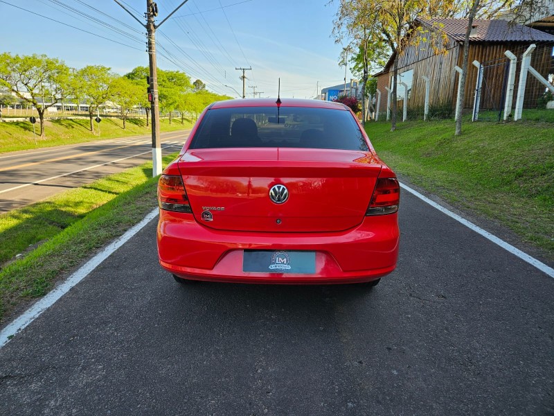 VOYAGE 1.0 MI TRENDLINE 8V FLEX 4P MANUAL - 2013 - VENâNCIO AIRES
