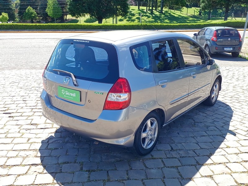 FIT 1.4 LX 16V FLEX 4P MANUAL - 2008 - FLORES DA CUNHA