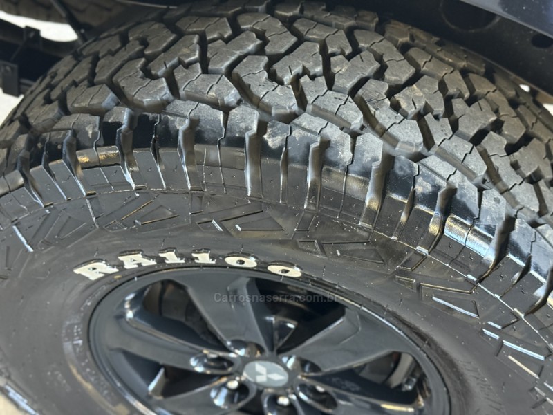L200 TRITON 3.2 HPE 4X4 CD 16V TURBO INTERCOOLER DIESEL 4P AUTOMÁTICO - 2012 - CAXIAS DO SUL