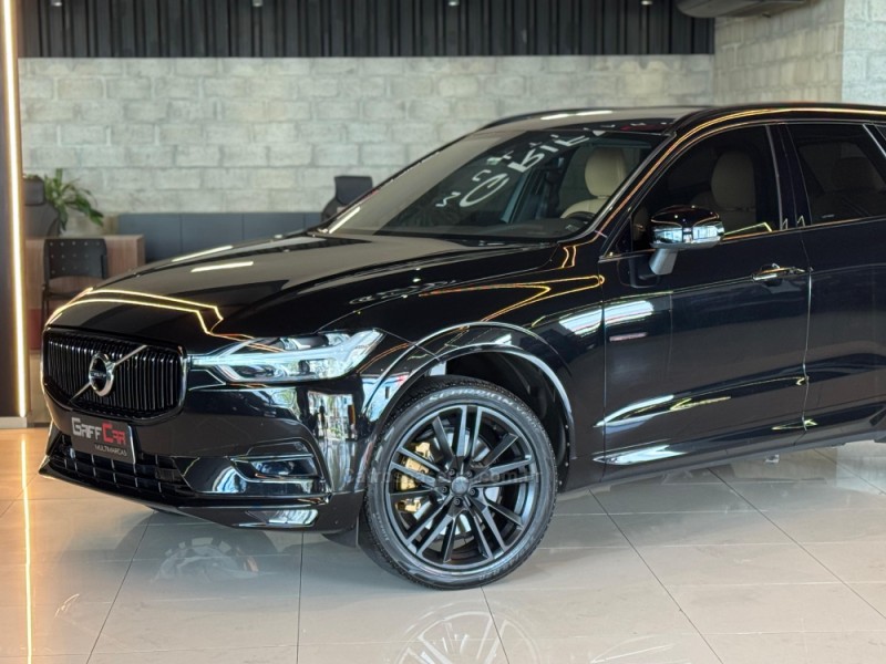 XC60 2.0 D5 MOMENTUM AWD DIESEL 4P AUTOMÁTICO - 2020 - DOIS IRMãOS