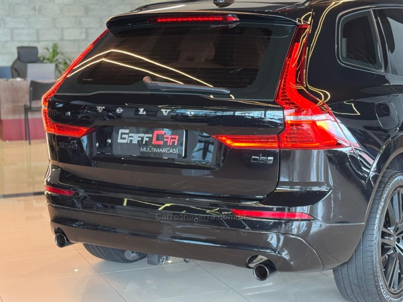 XC60 2.0 D5 MOMENTUM AWD DIESEL 4P AUTOMÁTICO - 2020 - DOIS IRMãOS