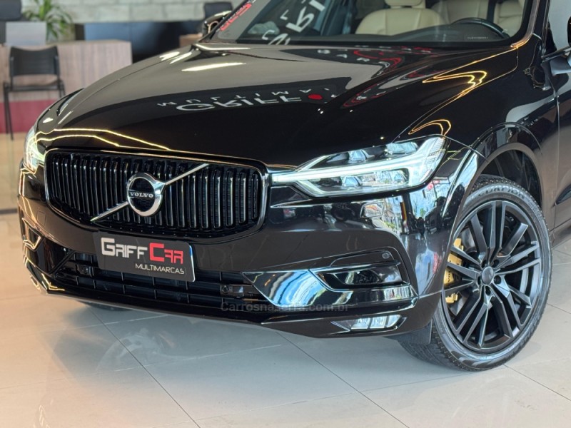 XC60 2.0 D5 MOMENTUM AWD DIESEL 4P AUTOMÁTICO - 2020 - DOIS IRMãOS
