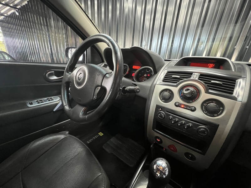MÉGANE 1.6 DYNAMIQUE 16V FLEX 4P MANUAL - 2007 - CAXIAS DO SUL