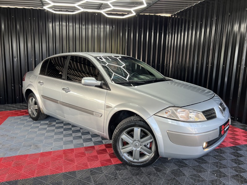 MÉGANE 1.6 DYNAMIQUE 16V FLEX 4P MANUAL - 2007 - CAXIAS DO SUL