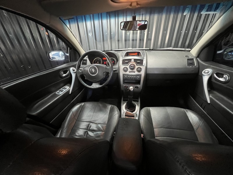 MÉGANE 1.6 DYNAMIQUE 16V FLEX 4P MANUAL - 2007 - CAXIAS DO SUL