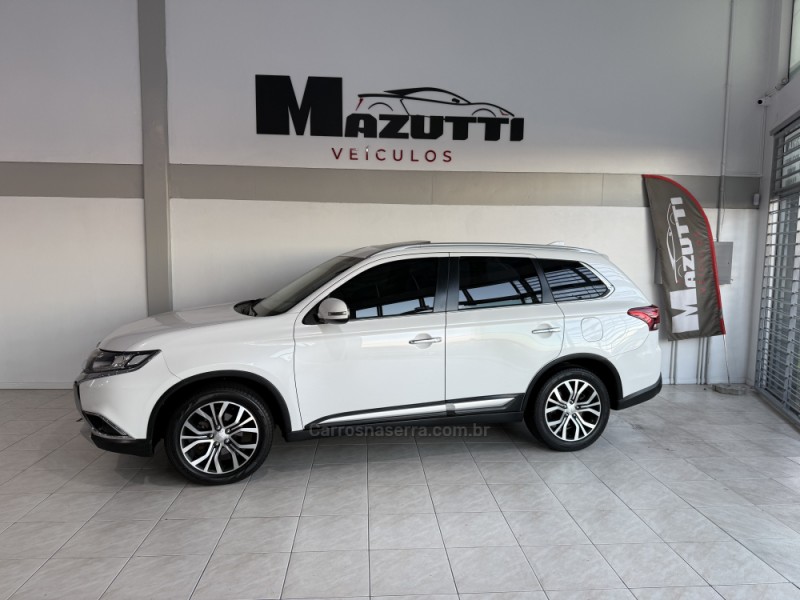 OUTLANDER 2.2 4X4 16V DIESEL 4P AUTOMÁTICO - 2018 - BENTO GONçALVES