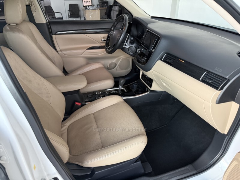 OUTLANDER 2.2 4X4 16V DIESEL 4P AUTOMÁTICO - 2018 - BENTO GONçALVES