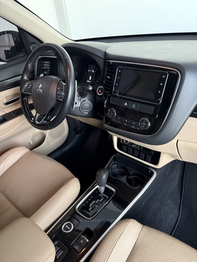 OUTLANDER 2.2 4X4 16V DIESEL 4P AUTOMÁTICO - 2018 - BENTO GONçALVES