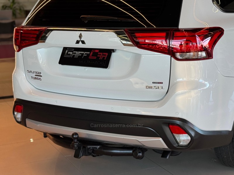 OUTLANDER 2.2 4X4 16V DIESEL 4P AUTOMÁTICO - 2016 - DOIS IRMãOS