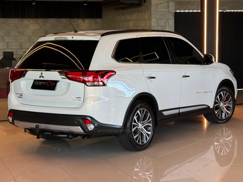 OUTLANDER 2.2 4X4 16V DIESEL 4P AUTOMÁTICO - 2016 - DOIS IRMãOS