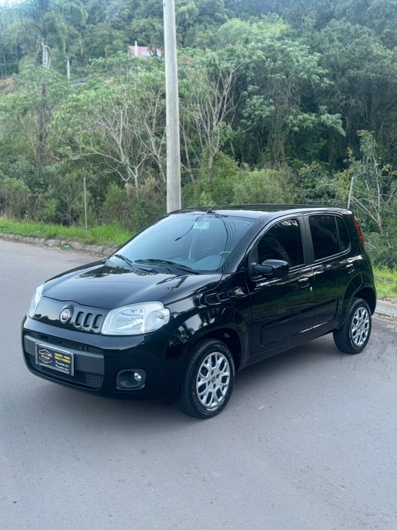 UNO 1.0 EVO VIVACE 8V FLEX 4P MANUAL - 2011 - BENTO GONçALVES