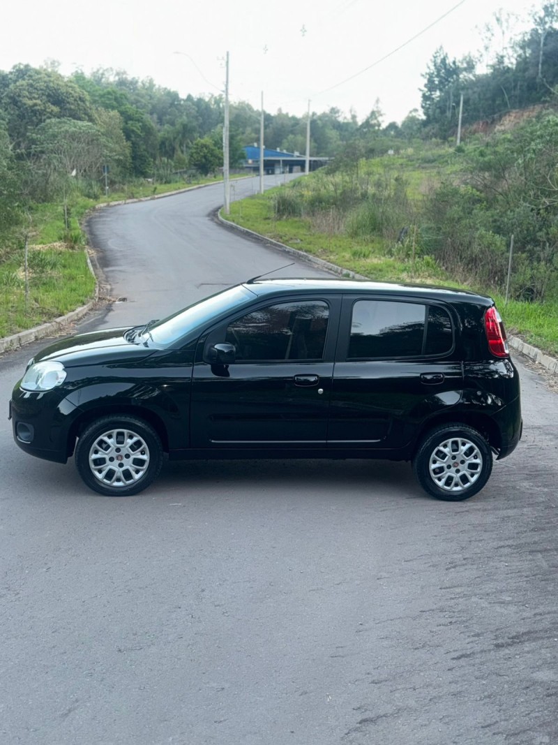 UNO 1.0 EVO VIVACE 8V FLEX 4P MANUAL - 2011 - BENTO GONçALVES