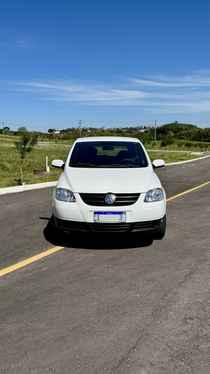 FOX 1.0 MI TREND 8V FLEX 4P MANUAL - 2010 - CARLOS BARBOSA