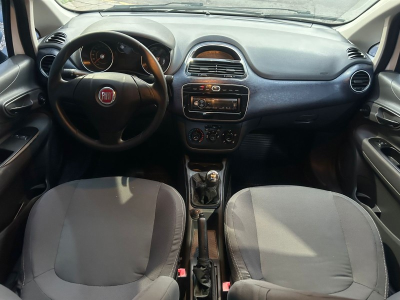 PUNTO 1.4 ATTRACTIVE 8V FLEX 4P MANUAL - 2014 - TRêS COROAS