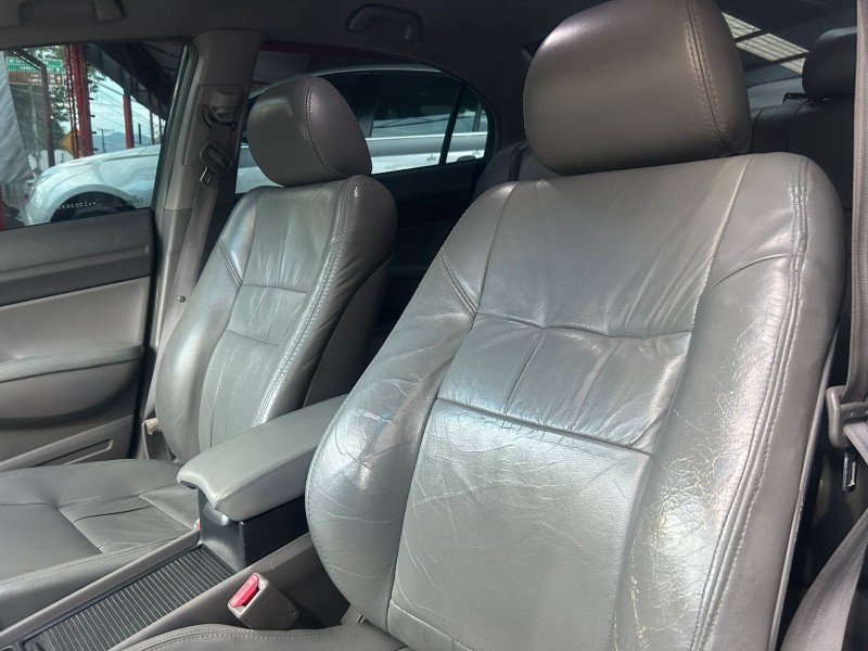 CIVIC 1.8 LXL SE 16V FLEX 4P MANUAL - 2010 - TRêS COROAS