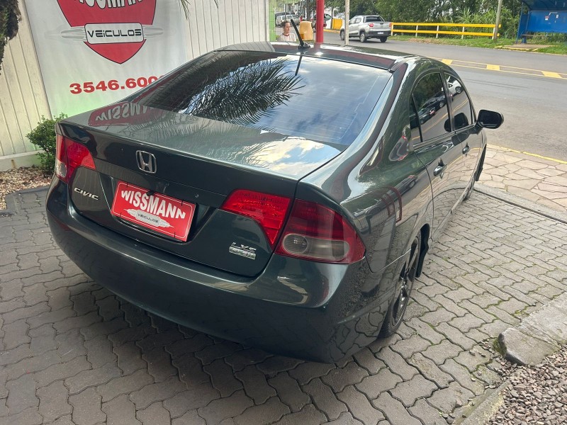 CIVIC 1.8 LXL SE 16V FLEX 4P MANUAL - 2010 - TRêS COROAS