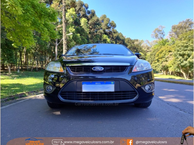FOCUS 1.6 GL 8V FLEX 4P MANUAL - 2012 - BENTO GONçALVES