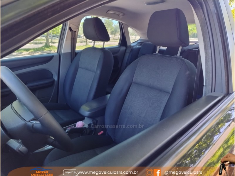 FOCUS 1.6 GL 8V FLEX 4P MANUAL - 2012 - BENTO GONçALVES
