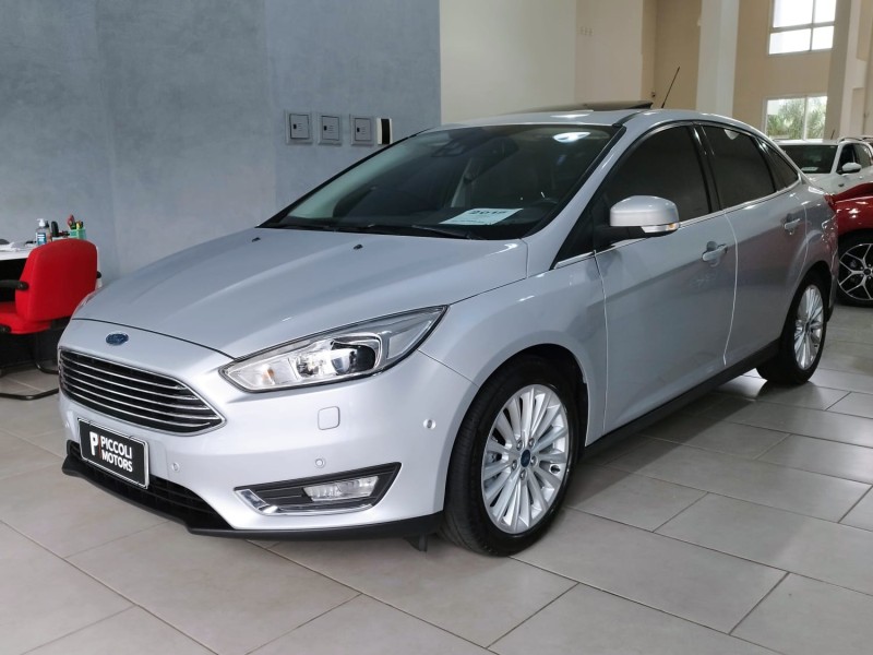 focus 2.0 titanium plus fastback 16v flex 4p automatico 2018 caxias do sul