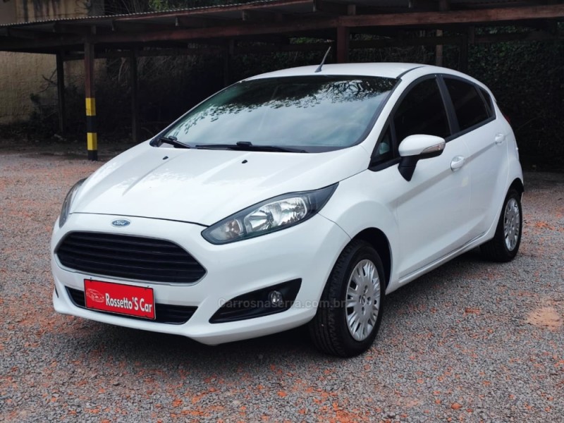 FIESTA 1.6 SE HATCH 16V FLEX 4P MANUAL - 2017 - FARROUPILHA