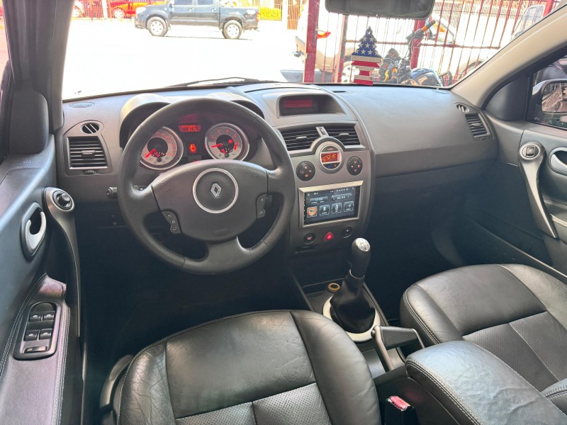 MÉGANE 1.6 DYNAMIQUE GRAND TOUR 16V FLEX 4P MANUAL - 2011 - CAXIAS DO SUL