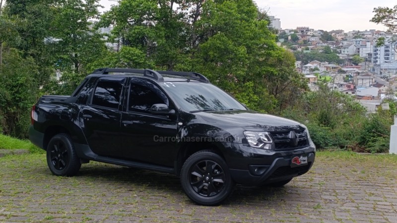 OROCH 1.6 16V EXPRESS FLEX 4P MANUAL - 2017 - CAXIAS DO SUL