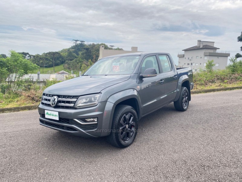 AMAROK 3.0 V6 TDI HIGHLINE CD DIESEL 4MOTION AUTOMÁTICO