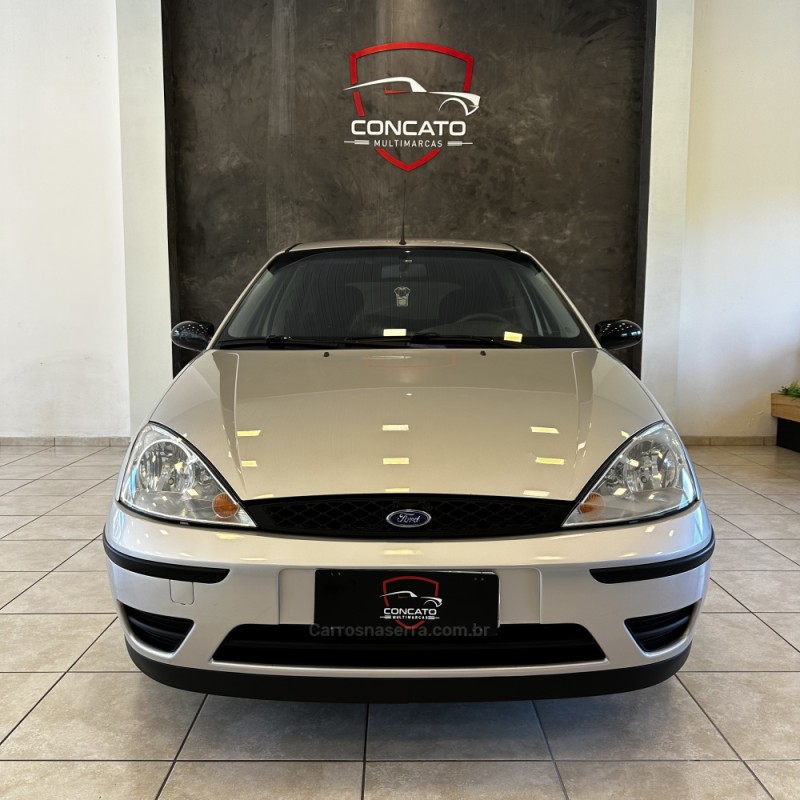 FOCUS 2.0 GLX 16V FLEX 4P MANUAL - 2008 - FARROUPILHA