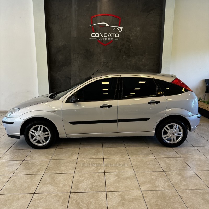 FOCUS 2.0 GLX 16V FLEX 4P MANUAL - 2008 - FARROUPILHA