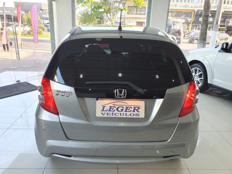 FIT 1.4 LX 16V FLEX 4P AUTOMÁTICO - 2014 - SãO LEOPOLDO
