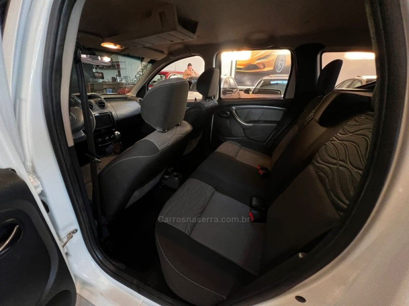 DUSTER 2.0 DYNAMIQUE 4X2 16V FLEX 4P MANUAL - 2013 - CAMPO BOM