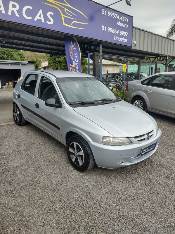 CELTA 1.0 MPFI VHC SUPER 8V GASOLINA 4P MANUAL - 2004 - VALE REAL