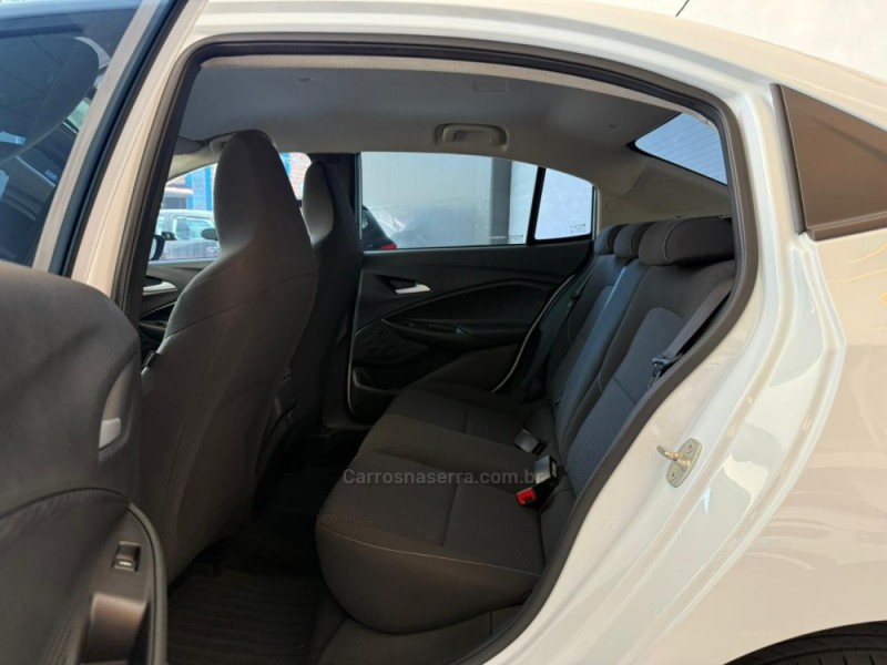 ONIX 1.0 PLUS 12V TURBO 4P AUTOMÁTICO - 2023 - NOVO HAMBURGO