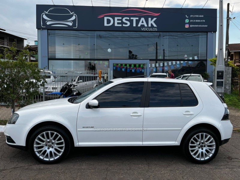 GOLF 1.6 MI SPORTLINE 8V FLEX 4P MANUAL - 2013 - DOIS IRMãOS