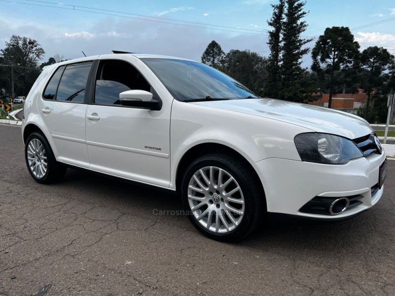 GOLF 1.6 MI SPORTLINE 8V FLEX 4P MANUAL - 2013 - DOIS IRMãOS