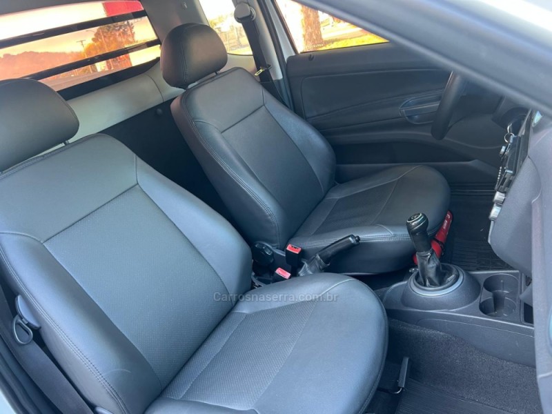 SAVEIRO 1.6 MI CE 8V FLEX 2P MANUAL G.V - 2011 - DOIS IRMãOS