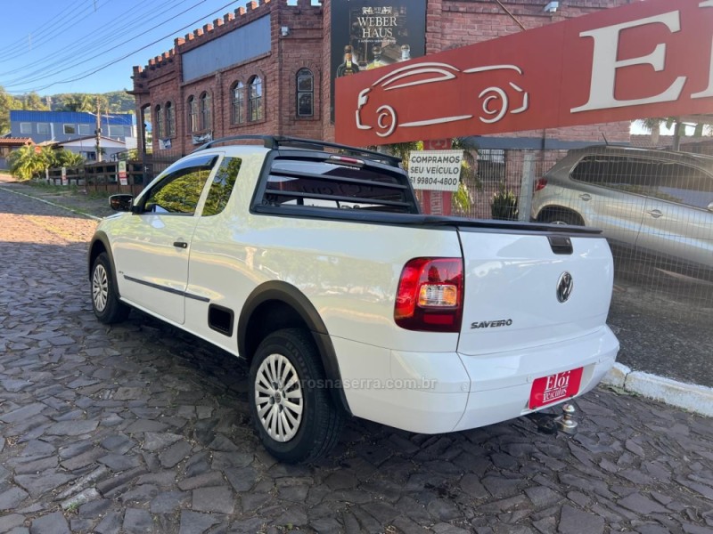 SAVEIRO 1.6 MI CE 8V FLEX 2P MANUAL G.V - 2011 - DOIS IRMãOS