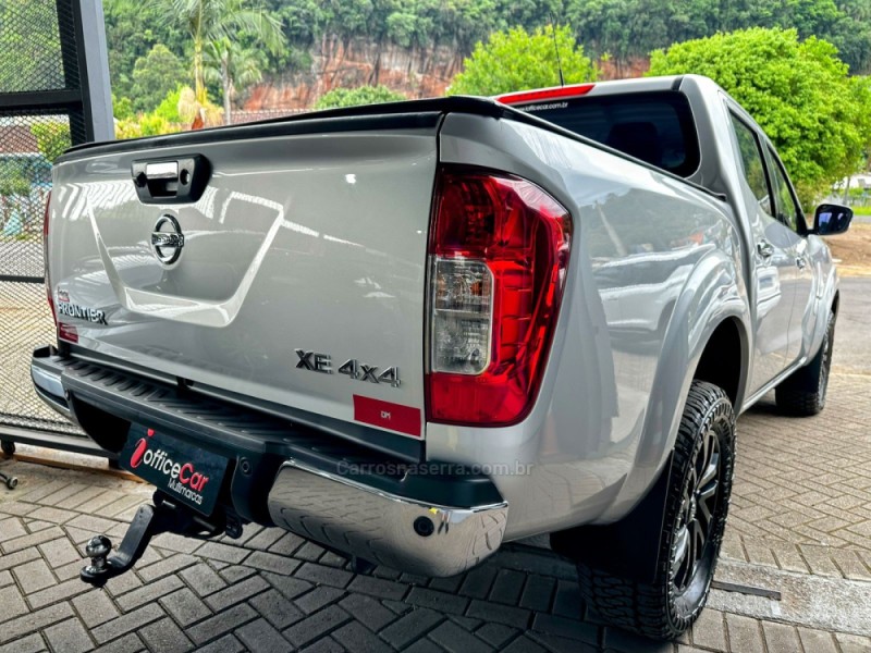 FRONTIER 2.3 XE 4X4 CD BI TURBO DIESEL 4P AUTOMÁTICO - 2022 - TRêS COROAS