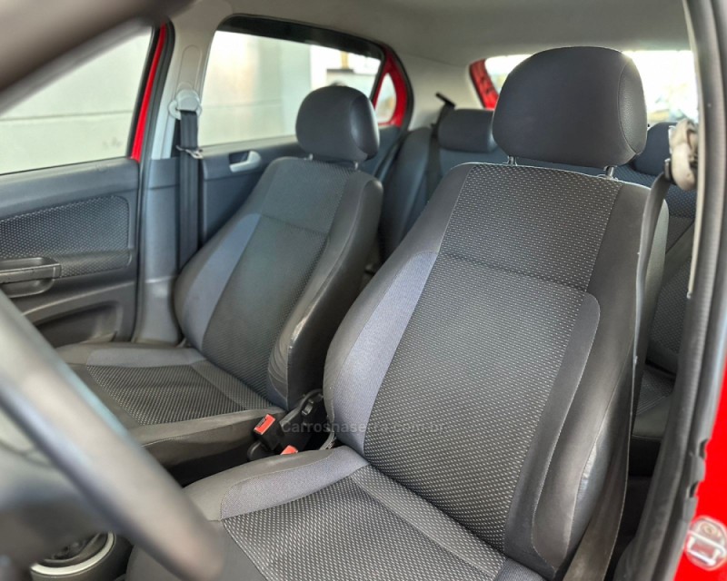 GOL 1.0 MI TREND 8V FLEX 4P MANUAL - 2016 - VACARIA