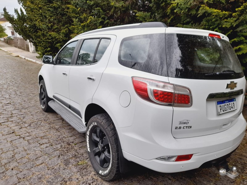 TRAILBLAZER 2.8 LTZ 4X4 16V TURBO DIESEL 4P AUTOMÁTICO - 2014 - FARROUPILHA