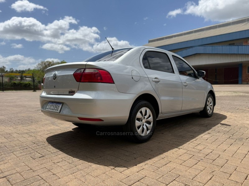 VOYAGE 1.0 MI 8V FLEX 4P MANUAL - 2016 - BROCHIER