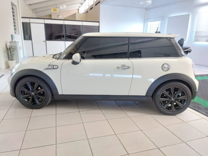 COOPER 1.6 S 16V TURBO GASOLINA 2P AUTOMÁTICO - 2013 - NOVO HAMBURGO