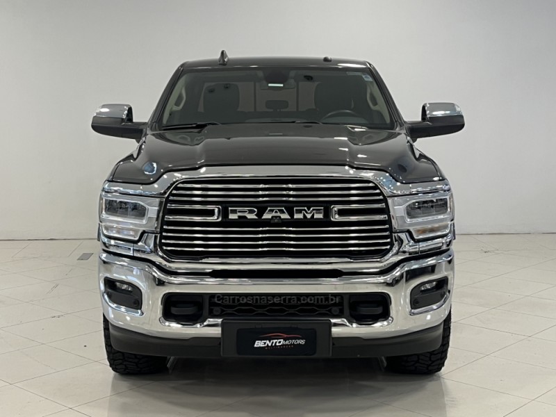 2500 LARAMIE 6.7 CD 4X4 TDI DIESEL 4P AUTOMÁTICA - 2022 - BENTO GONçALVES