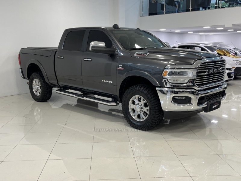 2500 LARAMIE 6.7 CD 4X4 TDI DIESEL 4P AUTOMÁTICA - 2022 - BENTO GONçALVES