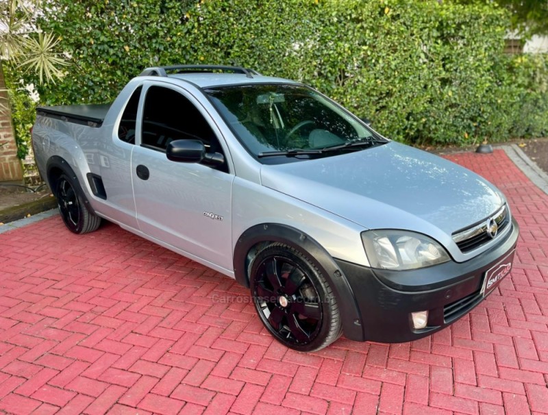 MONTANA 1.8 MPFI CONQUEST CS 8V FLEX 2P MANUAL - 2006 - ROLANTE