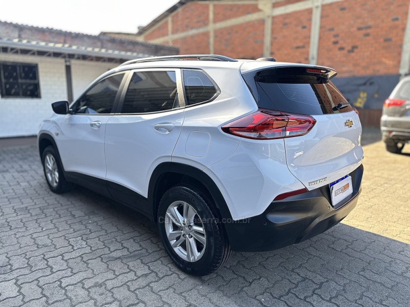 TRACKER 1.0 12V LT TURBO FLEX 4P AUTOMÁTICO - 2022 - CAMPO BOM